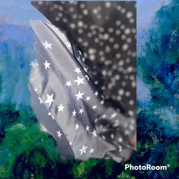 ⭐️One piece - Picture 2 of 2